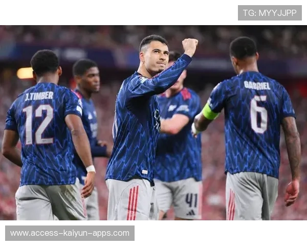 阿森纳防守反击战术奏效，稳居积分榜前列，阿森纳 训练